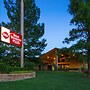 Best Western Plus Saddleback Inn & Conference Center