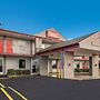 Red Roof Inn & Suites Jackson, TN