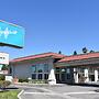Signature Anaheim Maingate