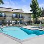 Best Western Plus Sonora Oaks Hotel & Conference Center
