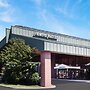 Howard Johnson by Wyndham Evansville East