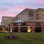 DoubleTree by Hilton Hartford - Bradley Airport