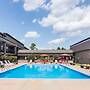 Clarion Inn & Suites Russellville I-40