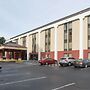 Studios and Suites 4 Less Western Branch