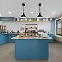 Country Inn & Suites by Radisson, Coon Rapids, MN