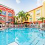 Holiday Inn Express & Suites Bradenton West, an IHG Hotel