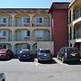 Skyway Inn SeaTac