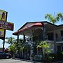 Harbor Inn & Suites