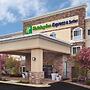 Holiday Inn Express & Suites Chicago-Libertyville