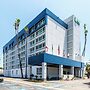 Holiday Inn Express Van Nuys, an IHG Hotel