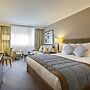 Warwick Paris