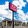 Econo Lodge Inn & Suites