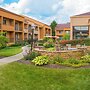 Courtyard by Marriott Chicago Deerfield