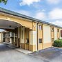 Econo Lodge Inn & Suites Matthews - Charlotte