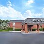 Days Inn by Wyndham Statesboro