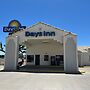 Days Inn by Wyndham Kingman West