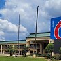 Motel 6 Jackson, MS - Southwest