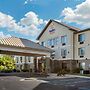 Comfort Suites Grandville - Grand Rapids SW