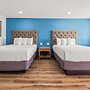 Econo Lodge Inn & Suites