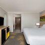 Days Inn & Suites by Wyndham Kansas City South