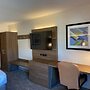 Holiday Inn Express & Suites Chatsworth by IHG