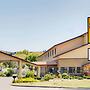 Super 8 by Wyndham Klamath Falls