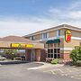 Super 8 by Wyndham Madison South