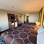 Super 8 by Wyndham Reedsburg