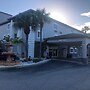 Days Inn & Suites by Wyndham Bonita Springs North Naples