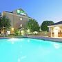 Holiday Inn Express & Suites DFW - Grapevine, an IHG Hotel