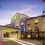 Holiday Inn Express & Suites DFW - Grapevine, an IHG Hotel
