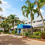 Olde Marco Island Inn and Suites