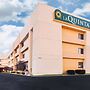 La Quinta Inn & Suites by Wyndham Columbia