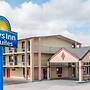 Days Inn & Suites by Wyndham Springfield on I-44