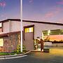 Red Roof Inn & Suites Medford - Airport