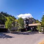 Red Wolf Lodge at Olympic Valley