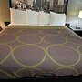 Delavan Inn and Suites