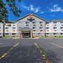 Comfort Inn East