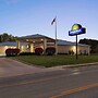 Days Inn by Wyndham Hillsboro