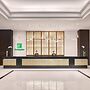 Holiday Inn & Suites Manila Galleria, an IHG Hotel