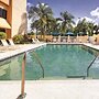 La Quinta Inn & Suites by Wyndham Miami Airport East
