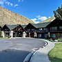 Salmon Rapids Lodge