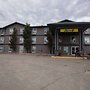 Super 8 by Wyndham Whitecourt