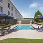 La Quinta Inn & Suites by Wyndham Columbus North