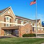 Days Inn & Suites by Wyndham Green Bay WI.