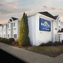 Microtel Inn & Suites by Wyndham Bethel/Danbury