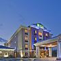 Holiday Inn Express & Suites Midwest, an IHG Hotel