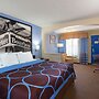 Super 8 by Wyndham Hammond