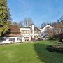 Sunday Box Hill Burford Bridge Hotel