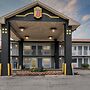 Super 8 by Wyndham Millbury/Toledo